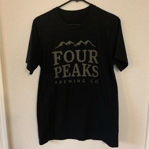 Four Peaks silver logo tee